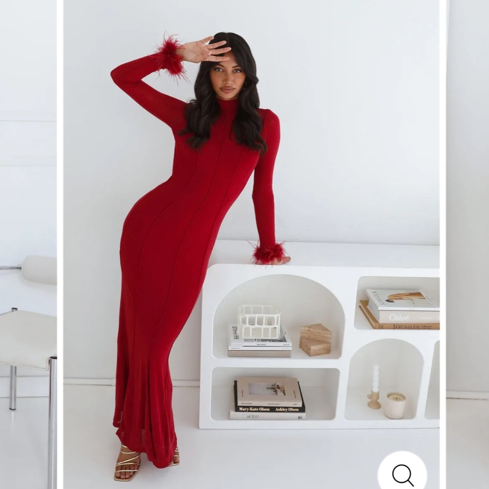 RUNAWAY THE LABEL Ramoni Maxi Red with Feathers